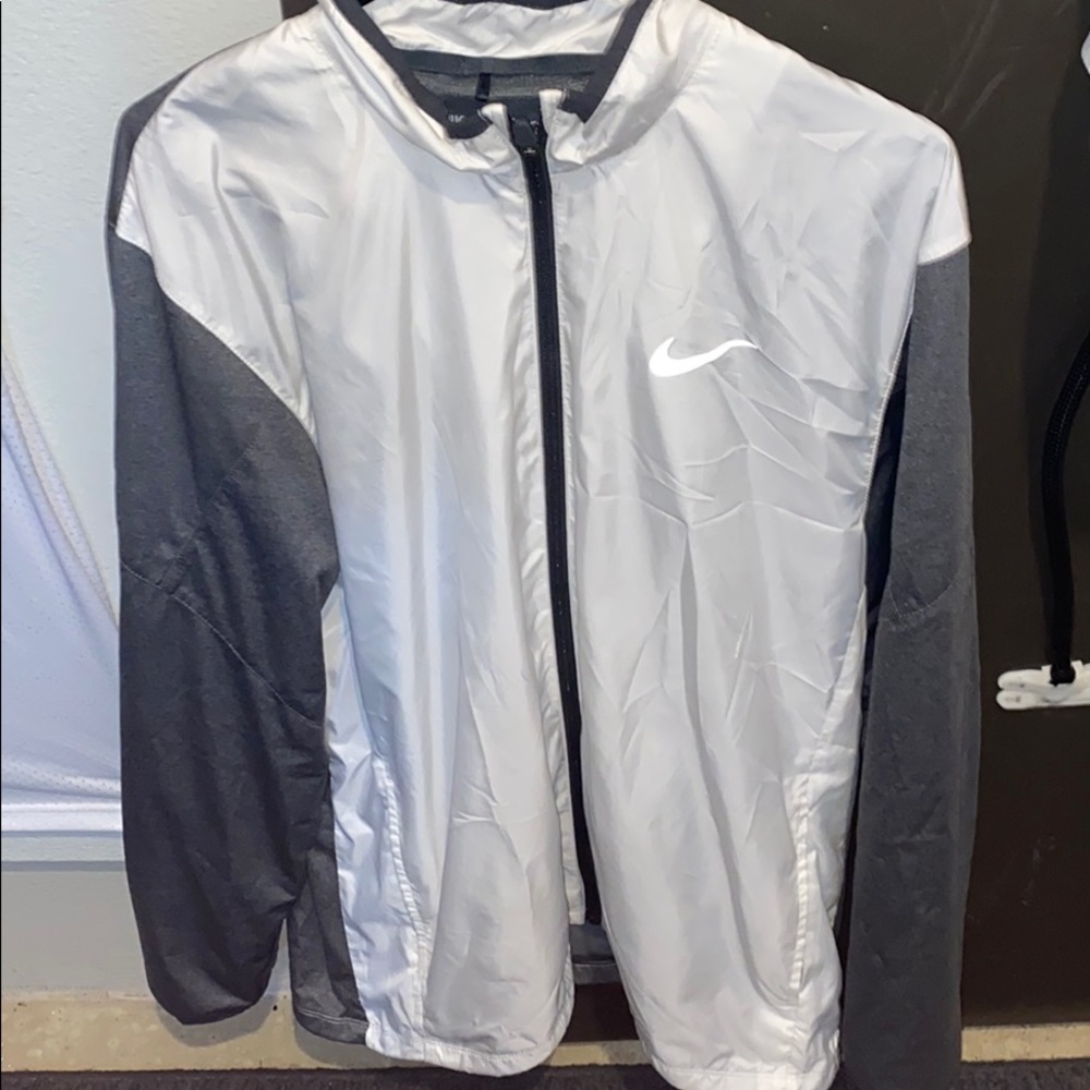 NIKE WINDBREAKER - Picture 1 of 4